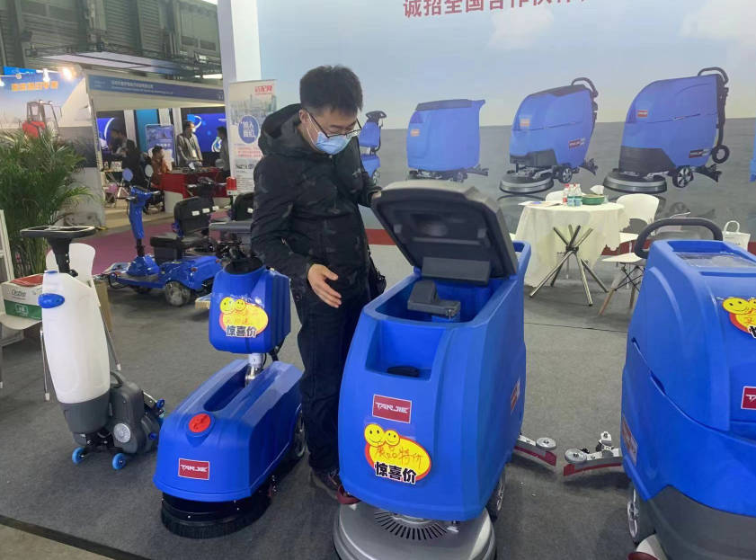 梧州坦洁洗地机公司致力于电动洗地机的生产、销售和服务百家